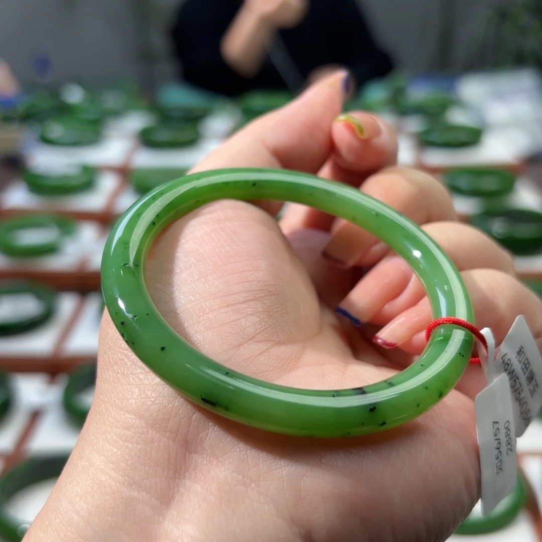 未镶嵌手镯和田玉57