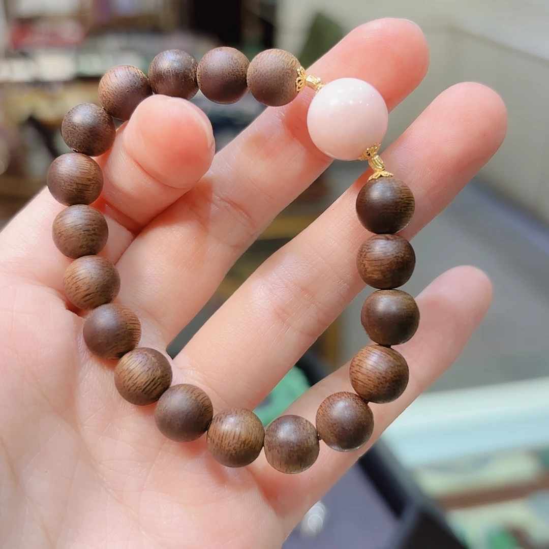 沉香木手串粉珠单圈手串