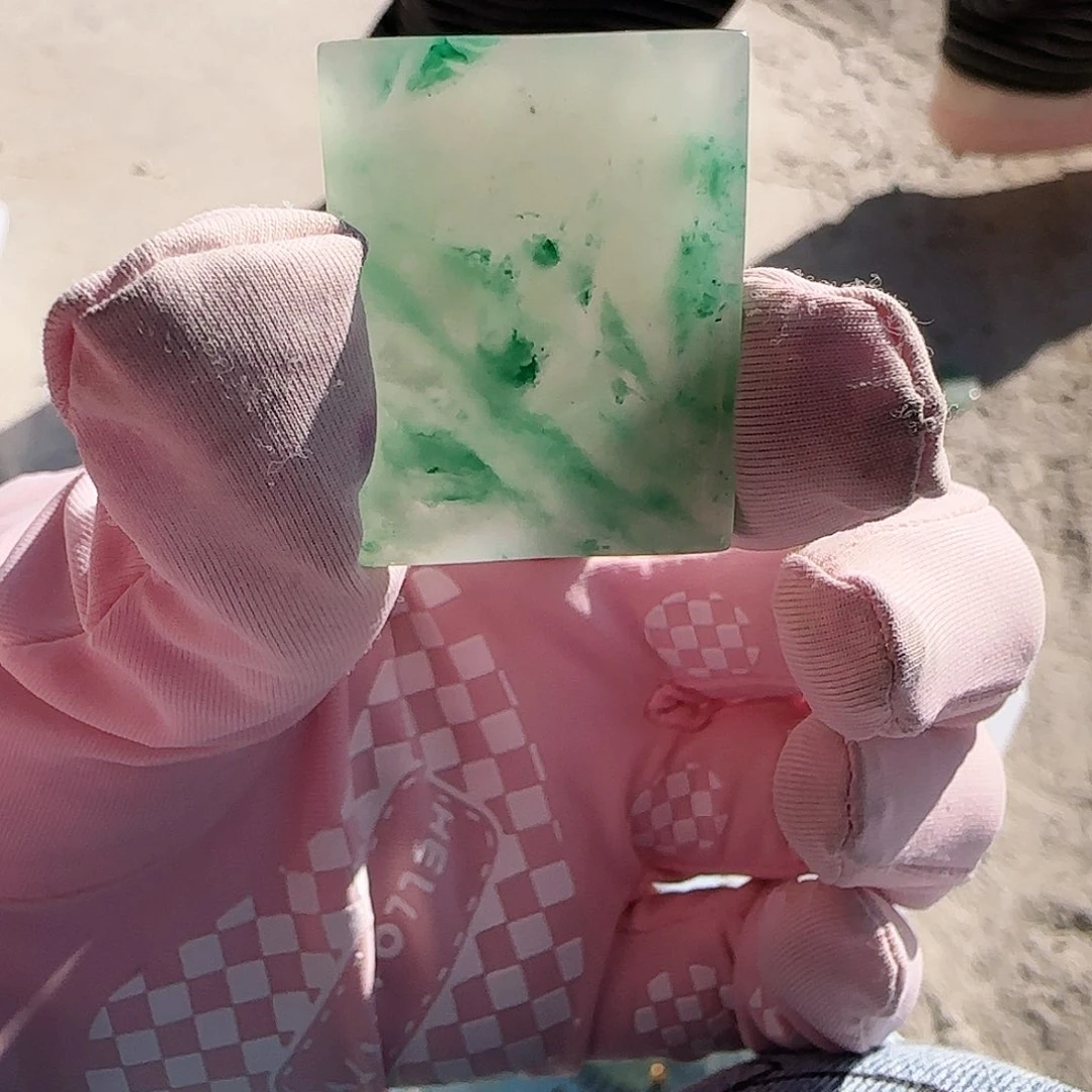 石英质玉颈饰未镶嵌