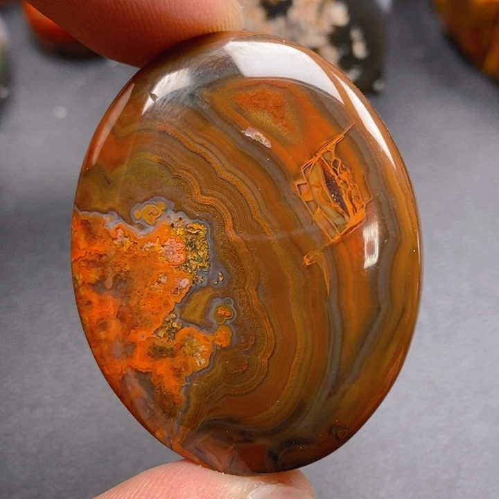 玛瑙/玉髓颈饰未镶嵌往***丁