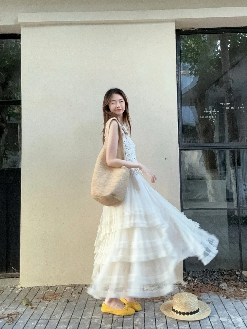可爱风！吊带小衫背心＋木耳边不规则大摆长款设计半身裙套装裙子
