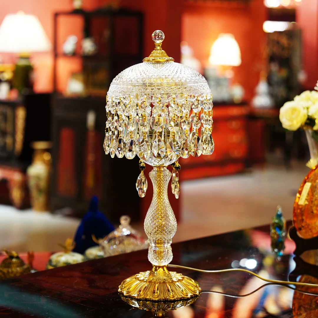 【本尼家】T03法式复古轻奢水晶灯现代创意书房卧室装饰灯床头台灯