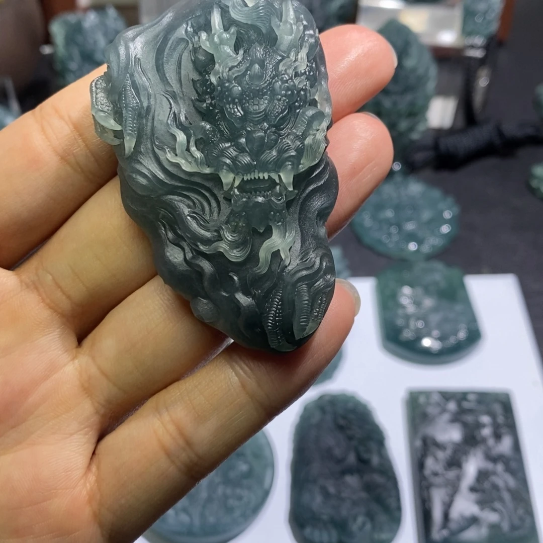 未镶嵌定制翡翠纯手工龙牌