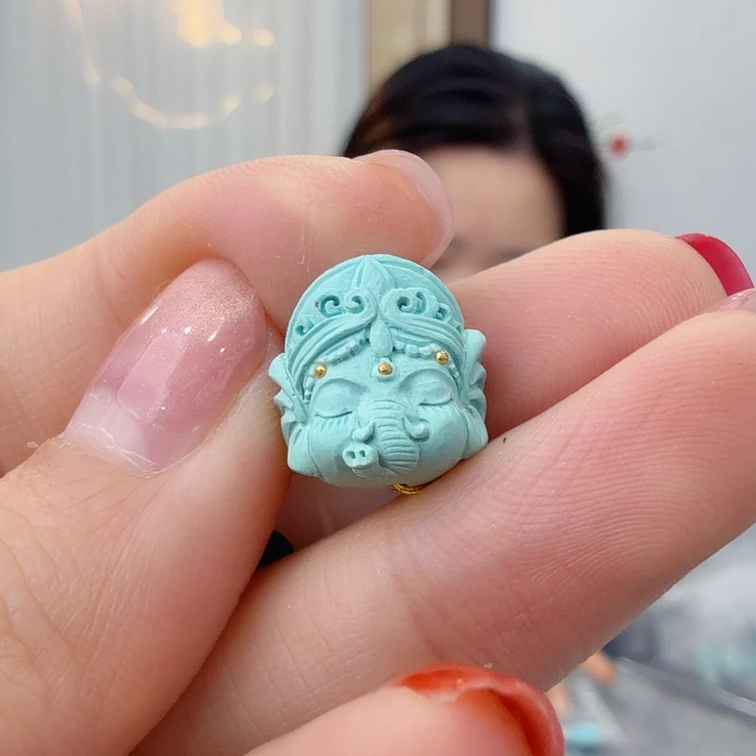 绿松石未镶嵌珠宝奇石