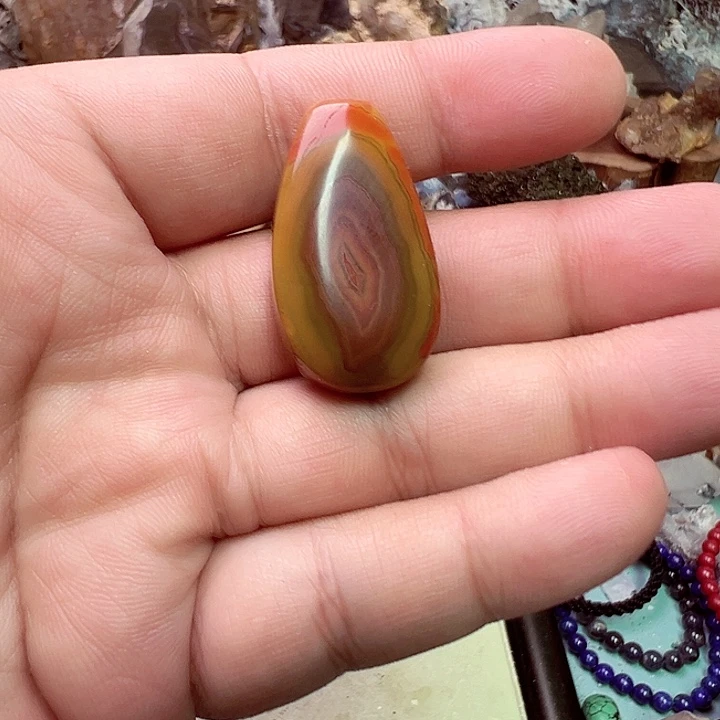 小***汖未镶嵌珠宝半成品水晶