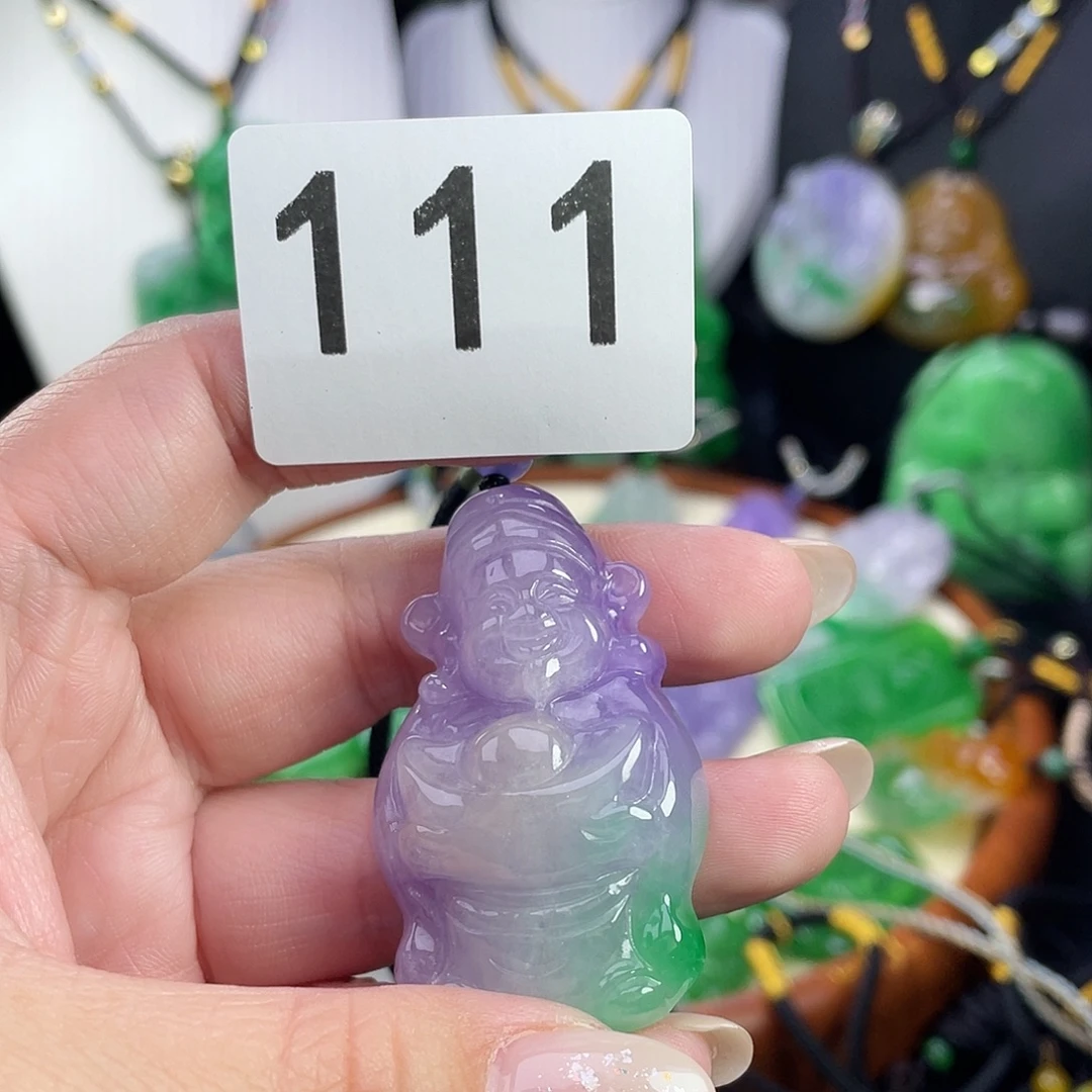 翡翠未镶嵌吊坠(赠链)