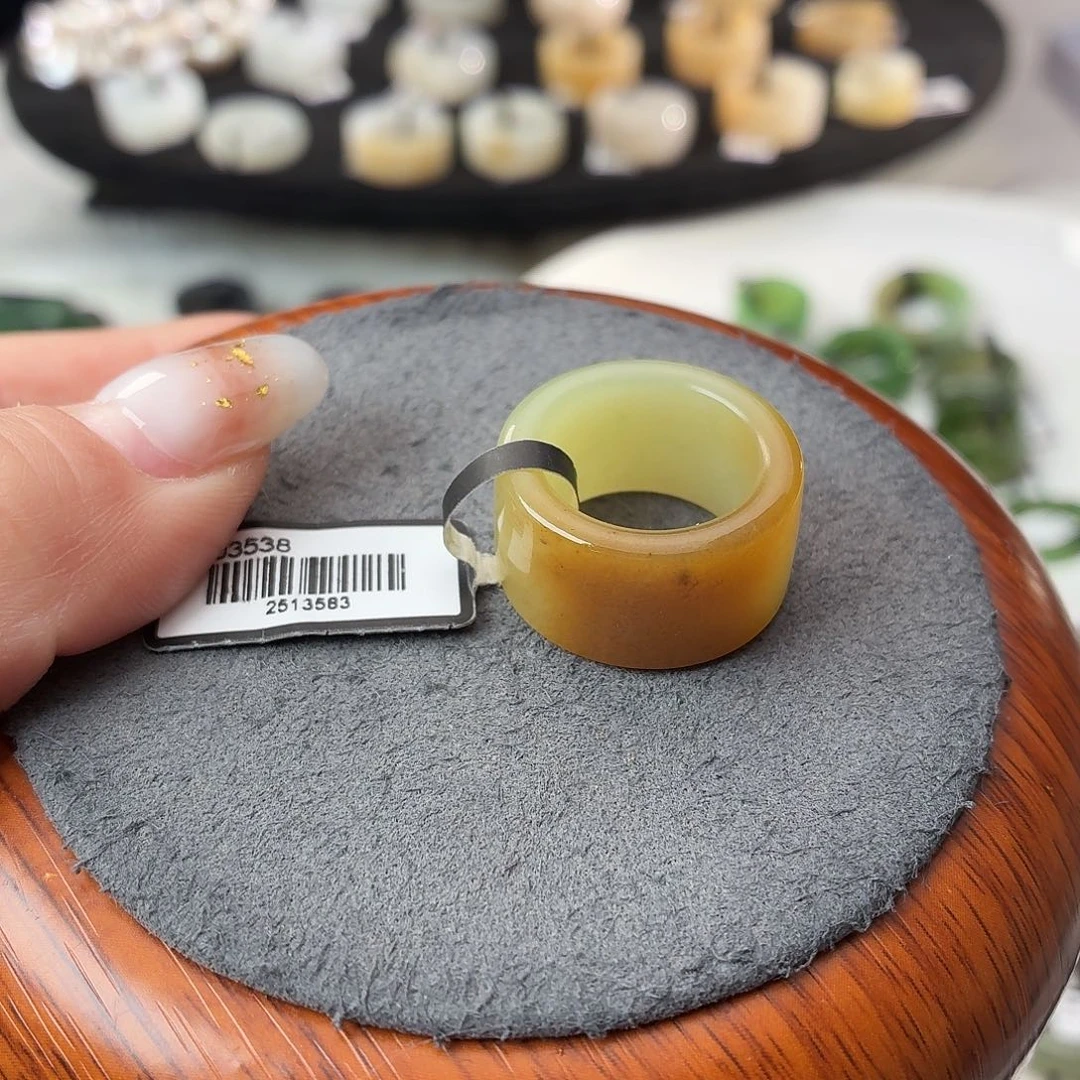 和田玉（糖玉）未镶嵌戒指S82一口糖圆切16.1