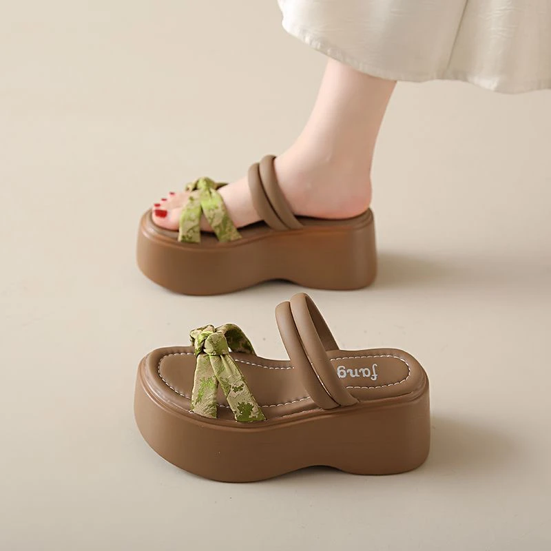 【专柜撕标】小个子厚底两穿凉鞋女夏外穿2024百搭仙女增高沙滩拖鞋