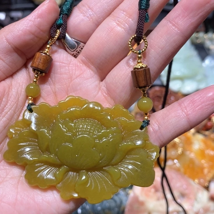 岫玉毛衣链未镶嵌