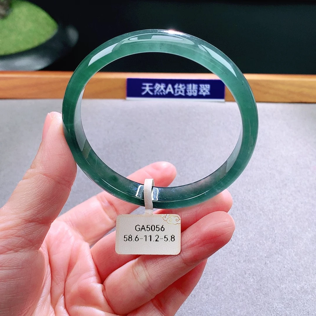 未镶嵌手镯翡翠天然翡翠手镯a货