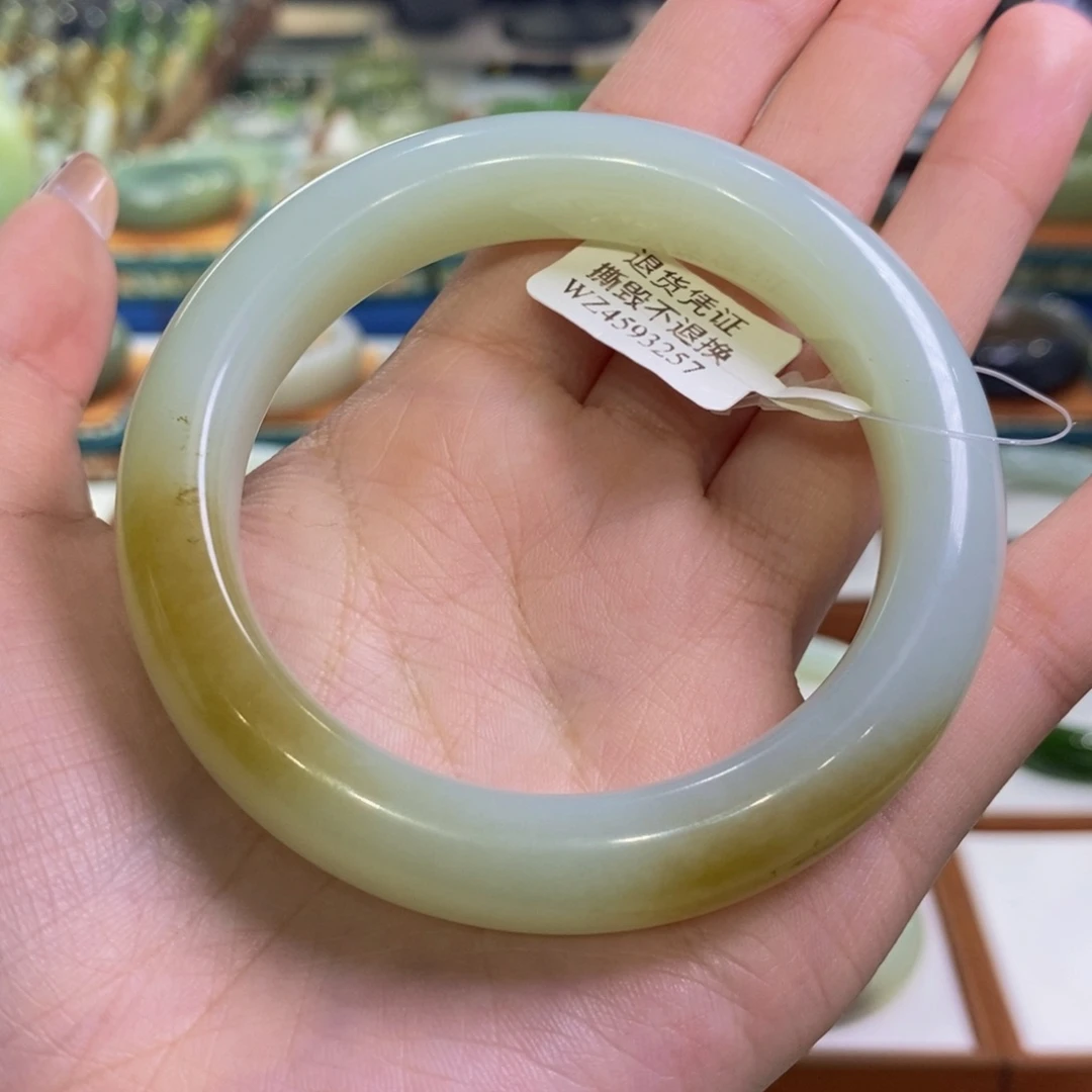 和田玉未镶嵌手镯且末高青白带糖58/59