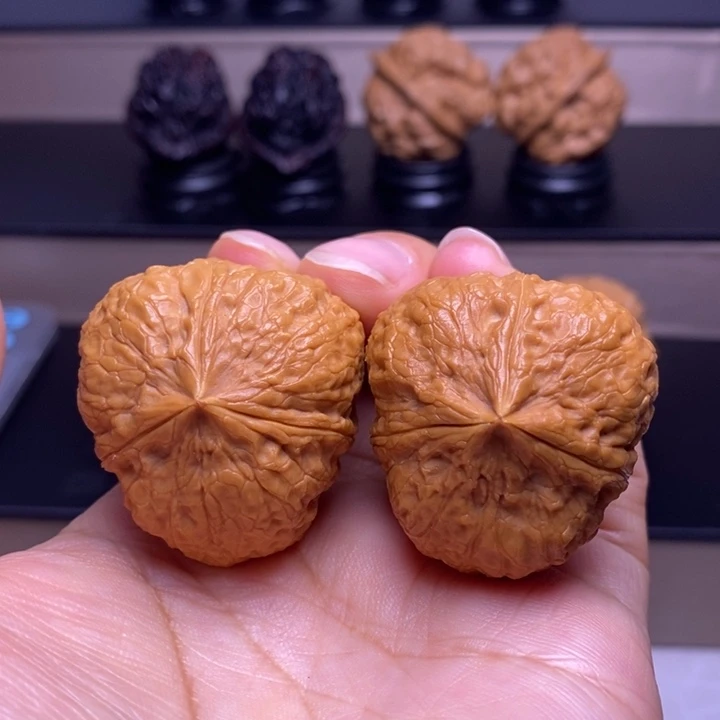 把件文玩核桃御宝三楞63