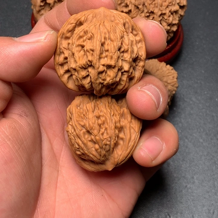 文玩核桃把件38球虎864