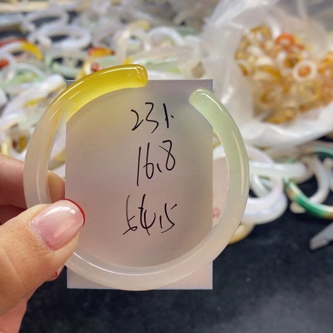 手镯玛瑙/玉髓未镶嵌231