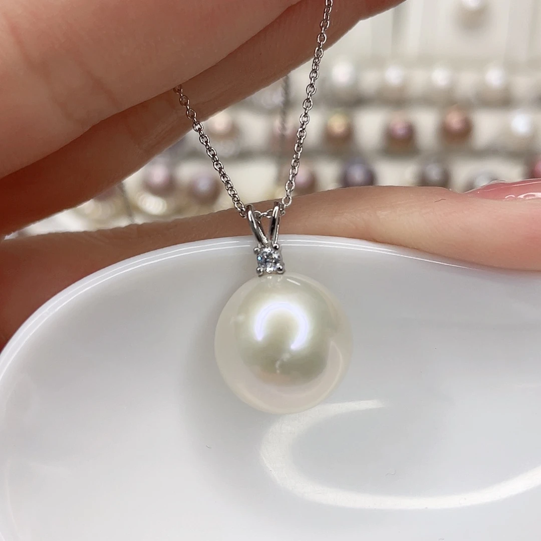 淡水珍珠吊坠(赠链)未镶嵌