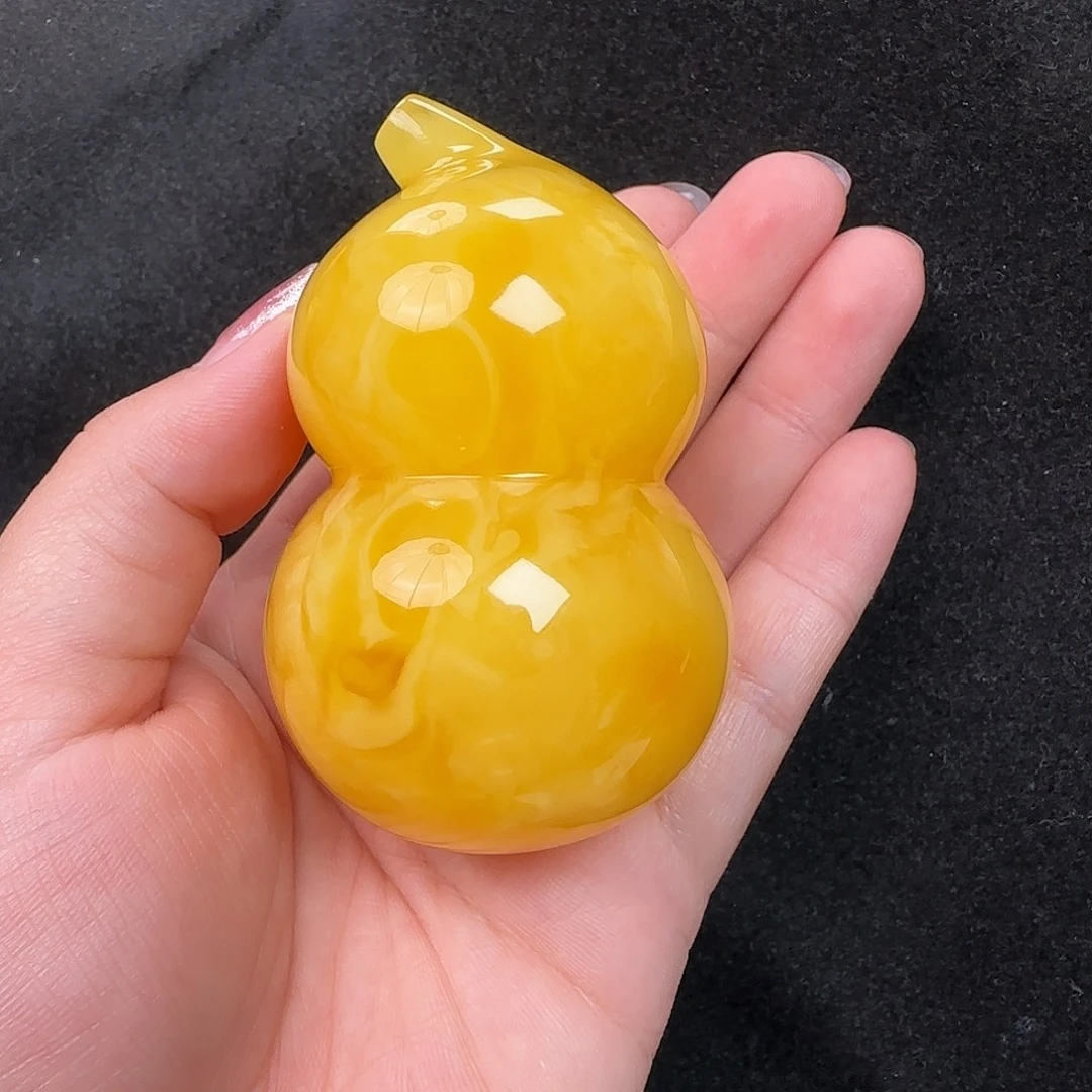 蜜蜡未镶嵌珠宝奇石