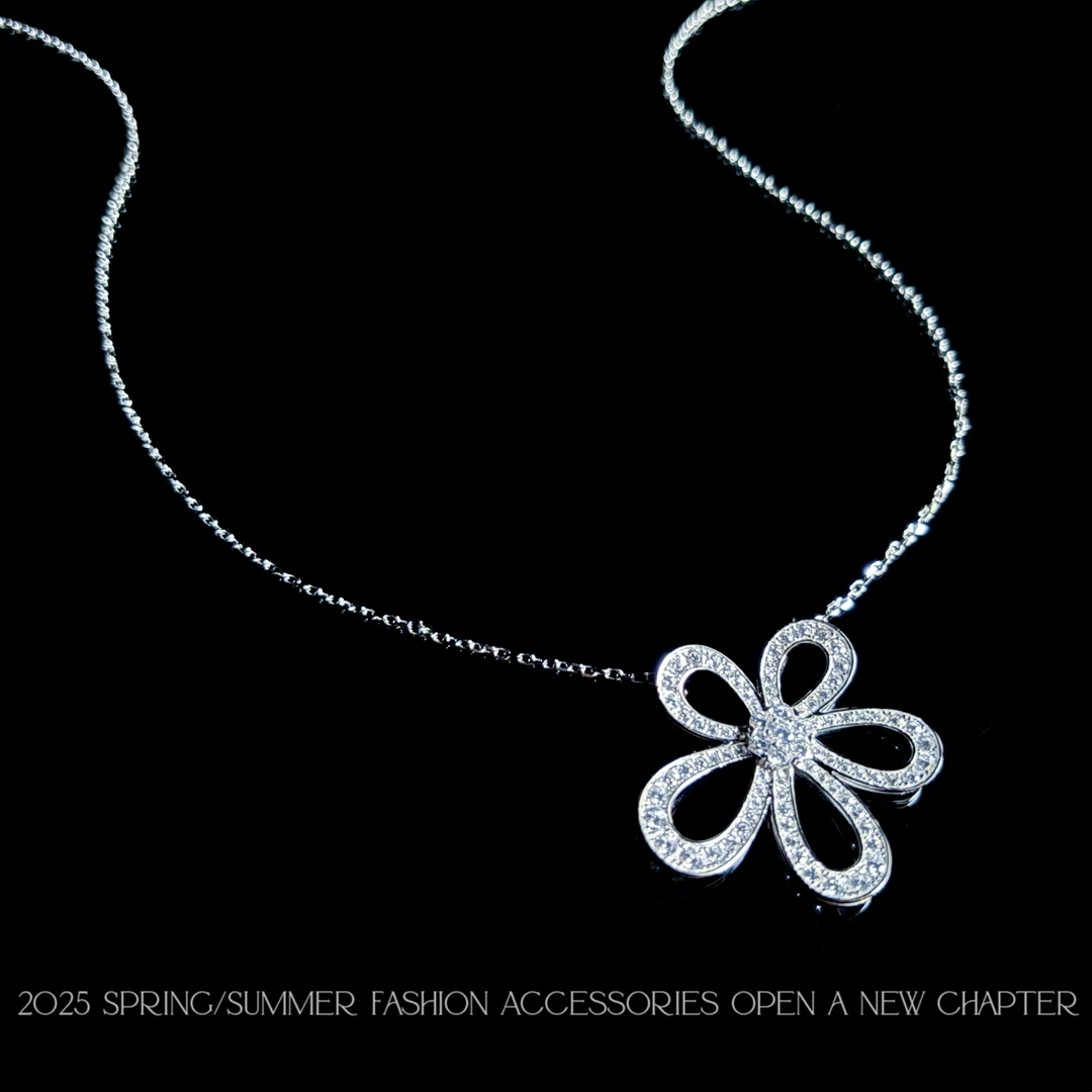 坠链均925银 镀k金 2025新款C6044【耀目花漾】铂堡俪 BOBAOLI 项链