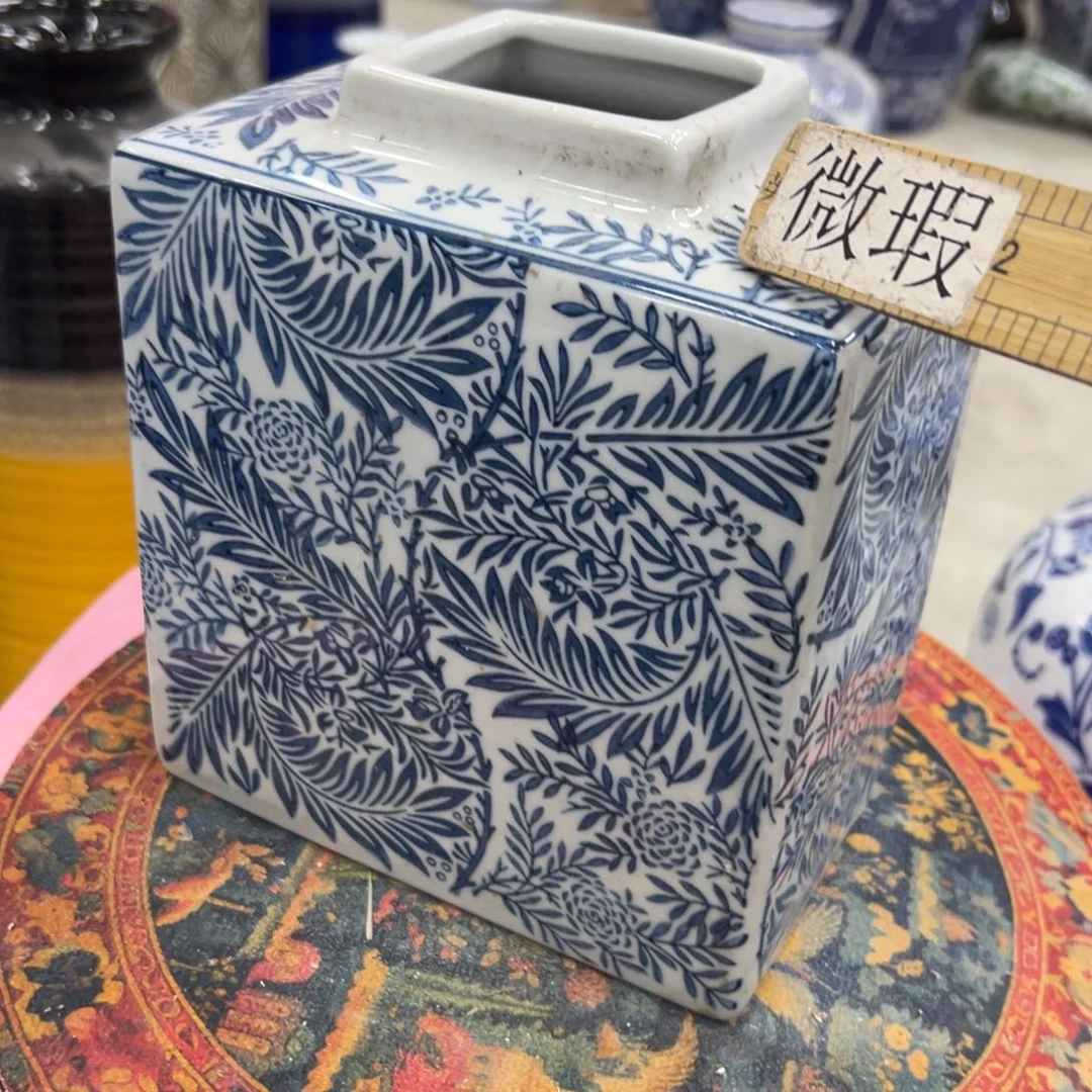 瓷片微瑕青花瓷器值得厚爱