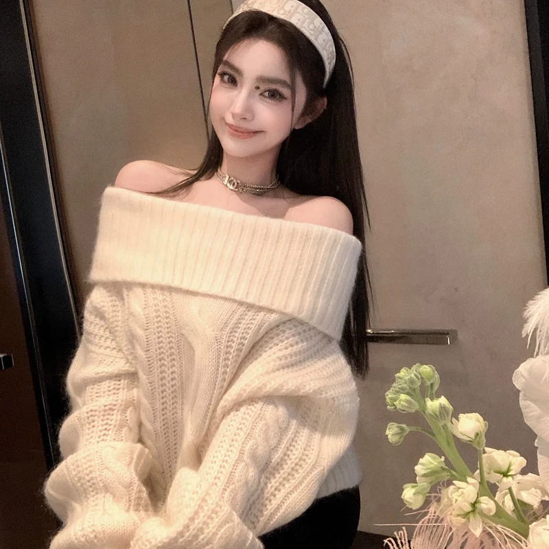 “Romantic纯欲氛围”绒绒马海毛早春一字肩纯欲绞花露肩大毛衣