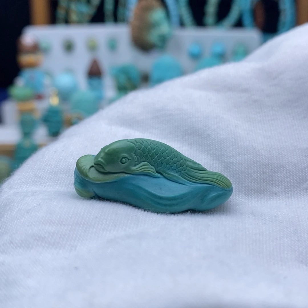 绿松石未镶嵌挂件