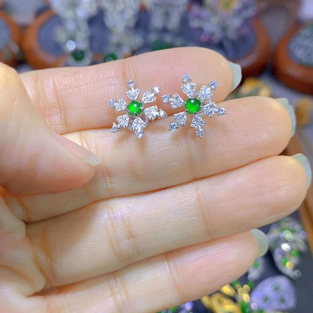 翡翠颈饰银S925镶嵌天然翡翠