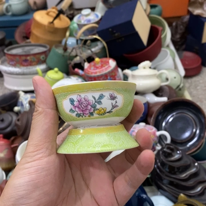 陶瓷艺术品及陶瓷壶