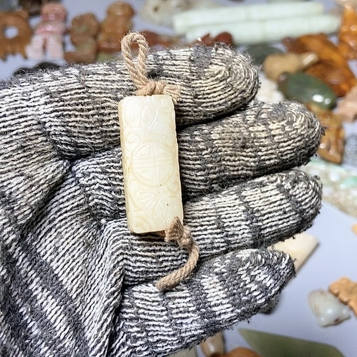 b***l和田玉未镶嵌颈饰102