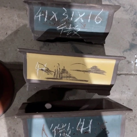 100-3。    微瑕。