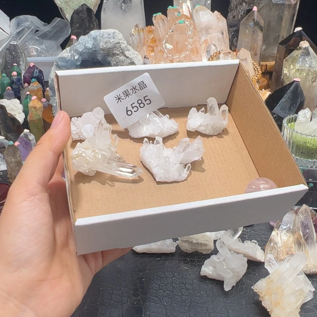 小***宝水晶珠宝半成品未镶嵌