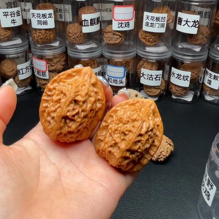 文玩核桃吊坠沈鸡37