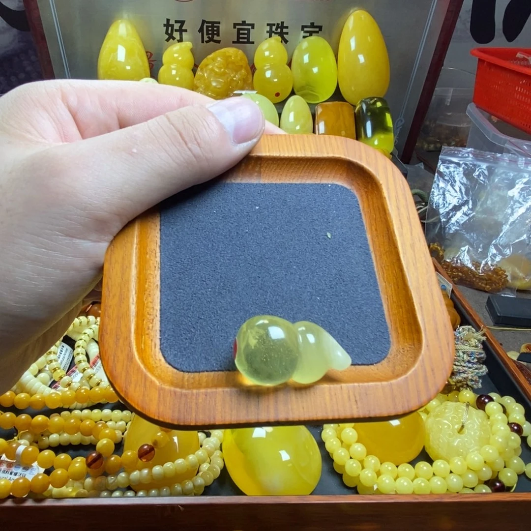 裸石琥珀未镶嵌蜜蜡