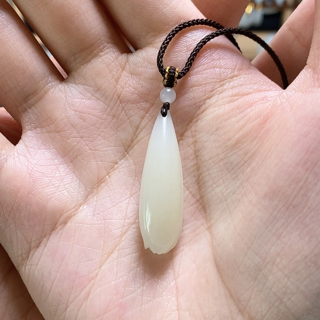 和田玉挂件未镶嵌我****啊