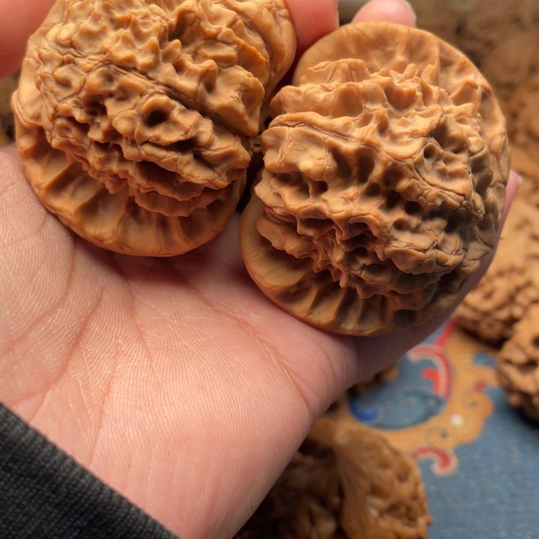 把件文玩核桃万龙鼎