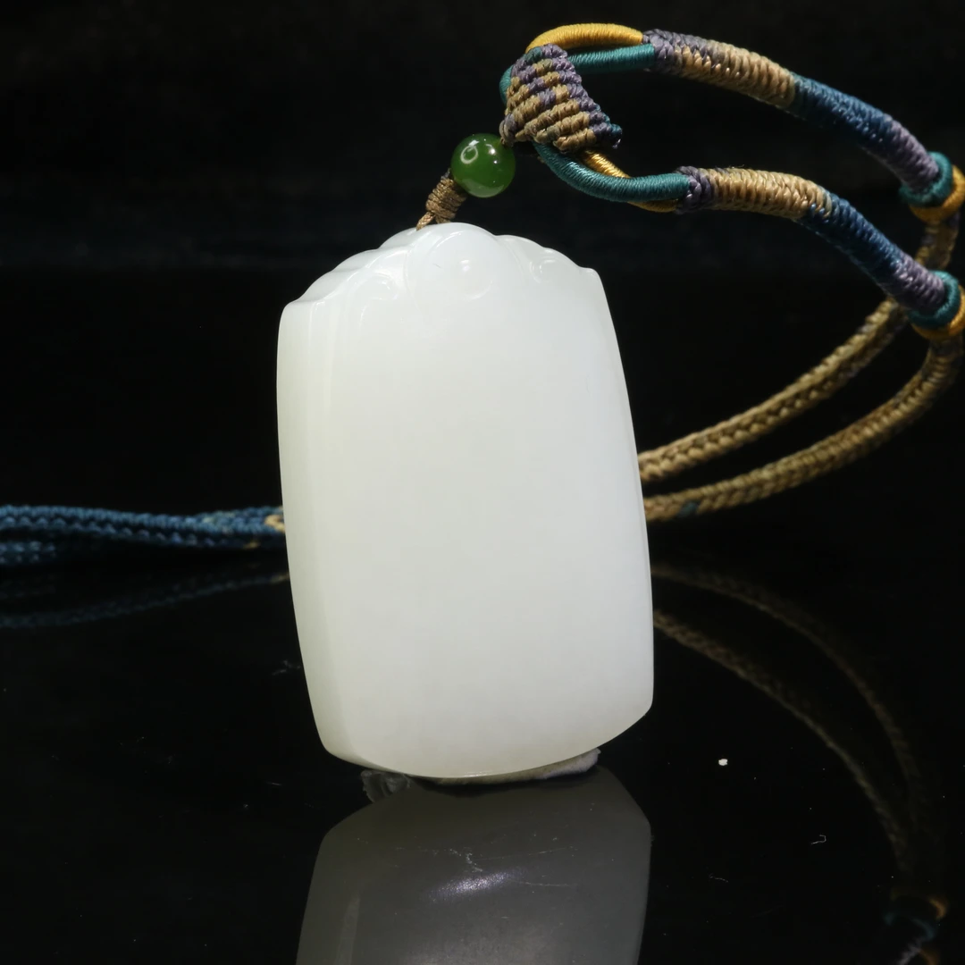 24和田玉羊脂白无事牌/600214保利厦门拍卖