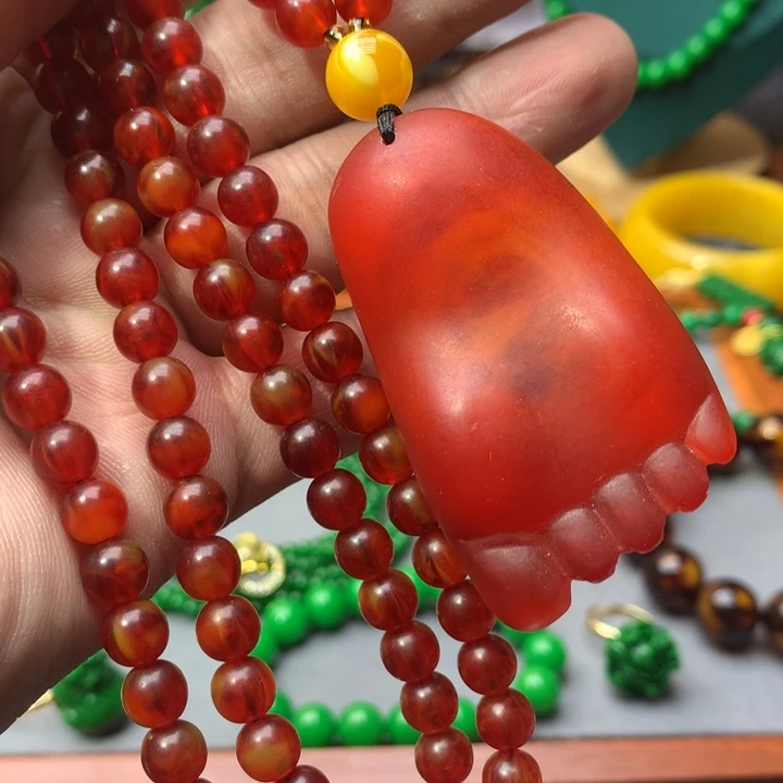 琥珀颈饰未镶嵌吊坠