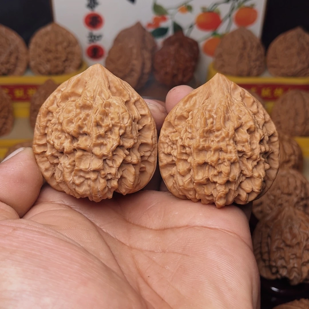 文玩核桃把件明*文玩核桃把件49尺官帽