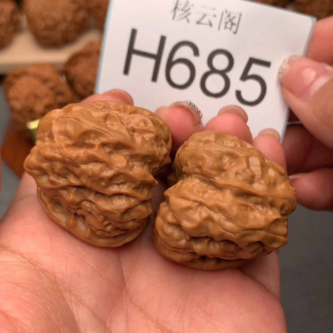 文玩核桃把件36边40肚蛤蟆头精对