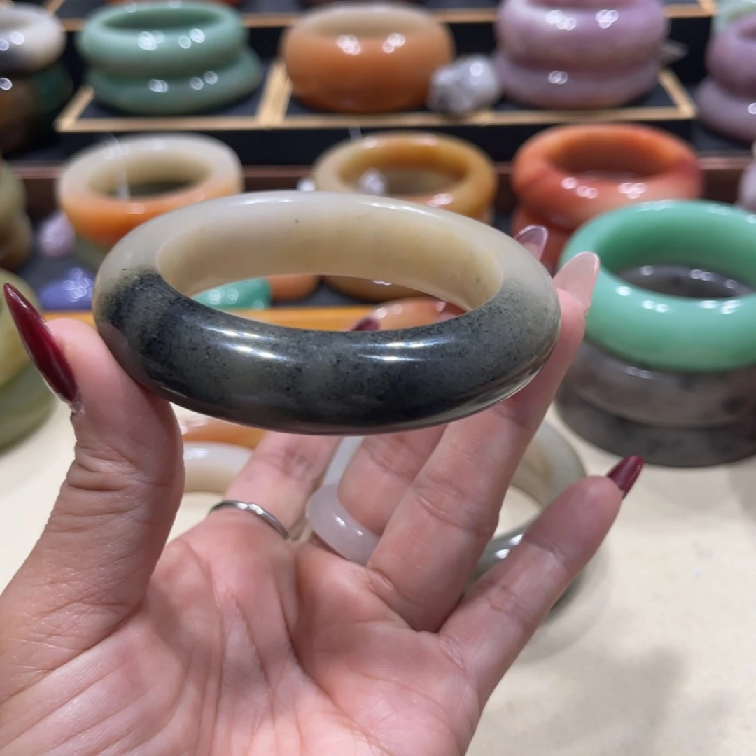 未镶嵌手镯石英岩玉y*y