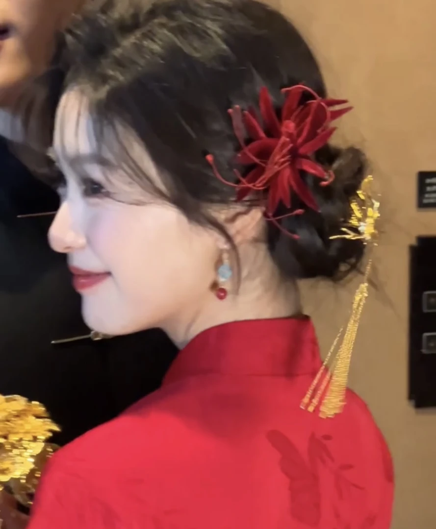 HF2135新款绒花彼岸花新中式敬酒服新娘头饰