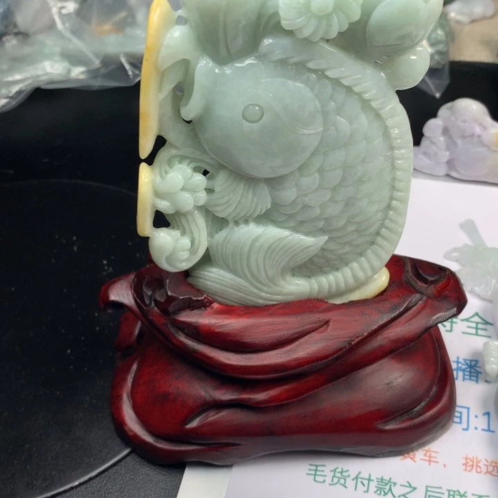 梅***姐翡翠未镶嵌颈饰翡翠