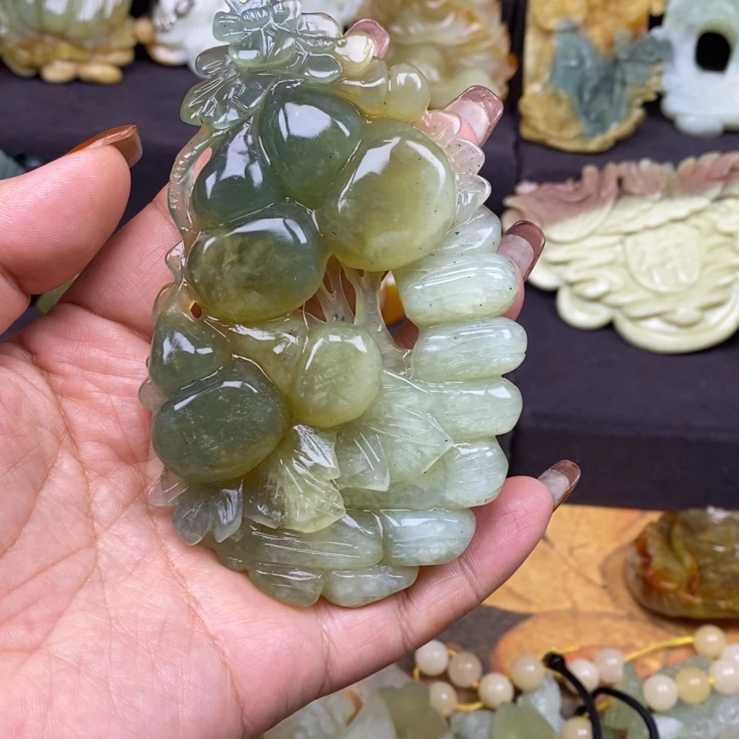 蛇纹石玉颈饰未镶嵌*️****