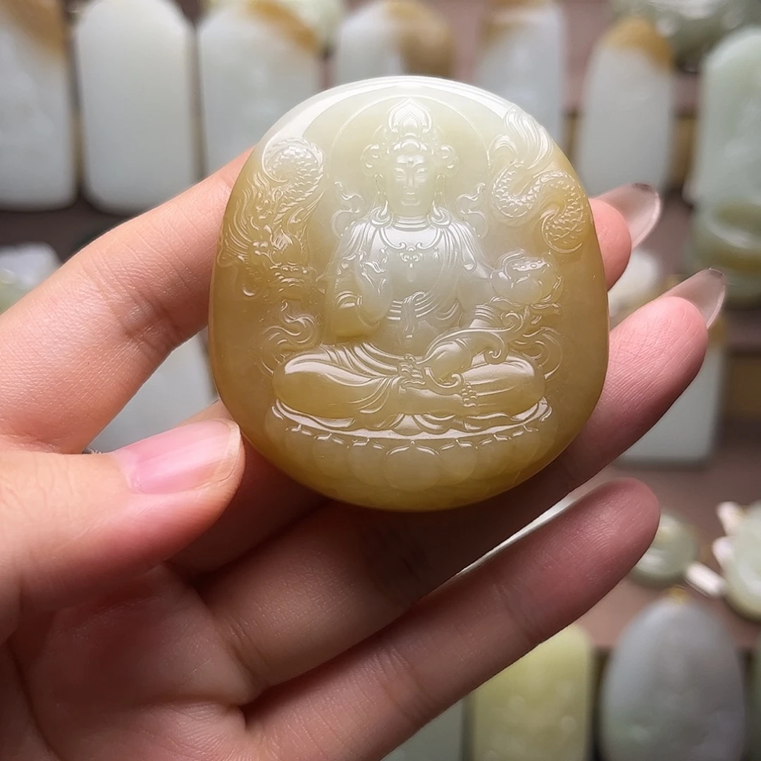 和田玉未镶嵌颈饰