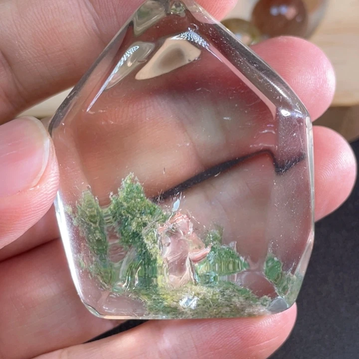 未镶嵌颈饰水晶一*仔