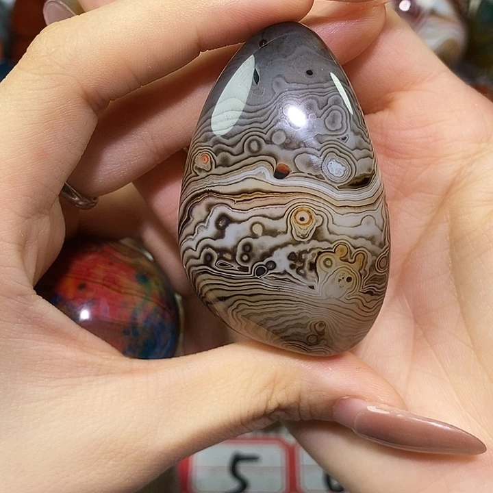嘿***咻未镶嵌玛瑙/玉髓珠宝奇石
