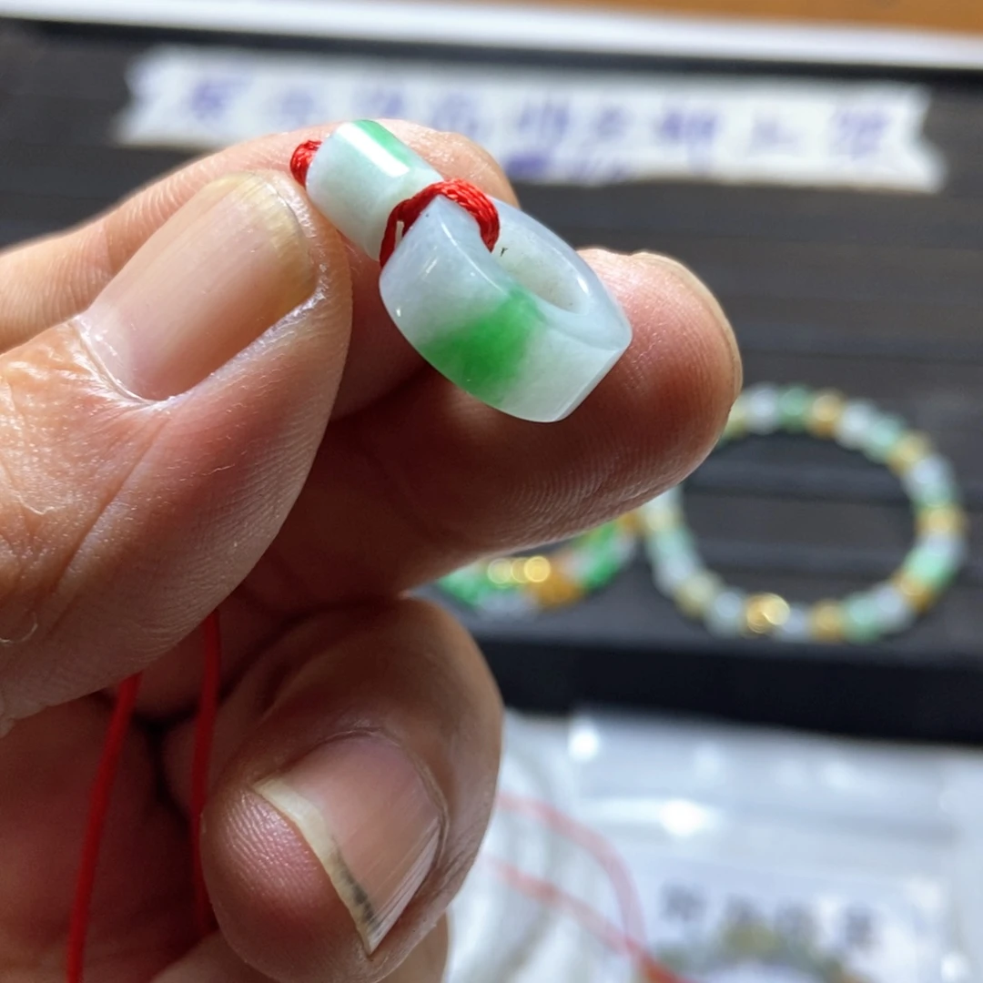 定制翡翠未镶嵌缅甸天然翡翠