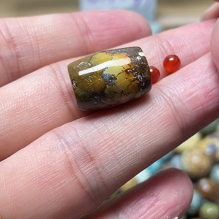 南红玛瑙未镶嵌12.8