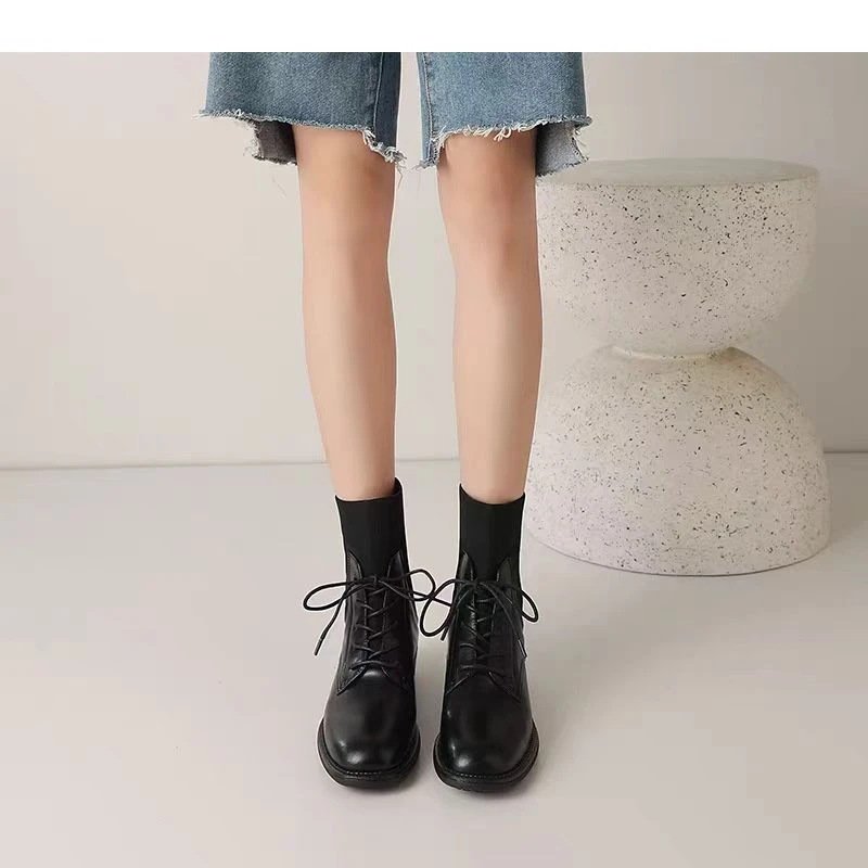 789  新款时尚百搭英伦风圆头马丁靴加绒