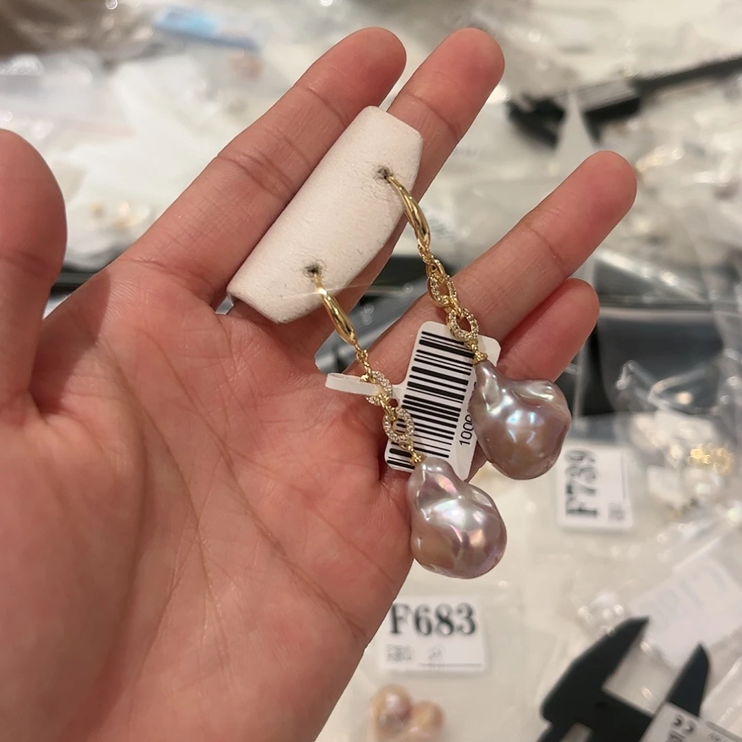 淡水珍珠耳饰合金