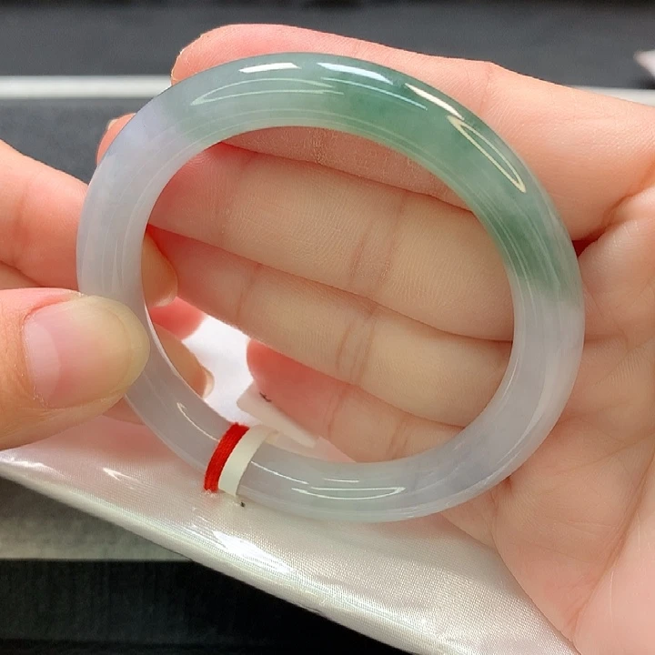 翡翠未镶嵌手镯圆条53