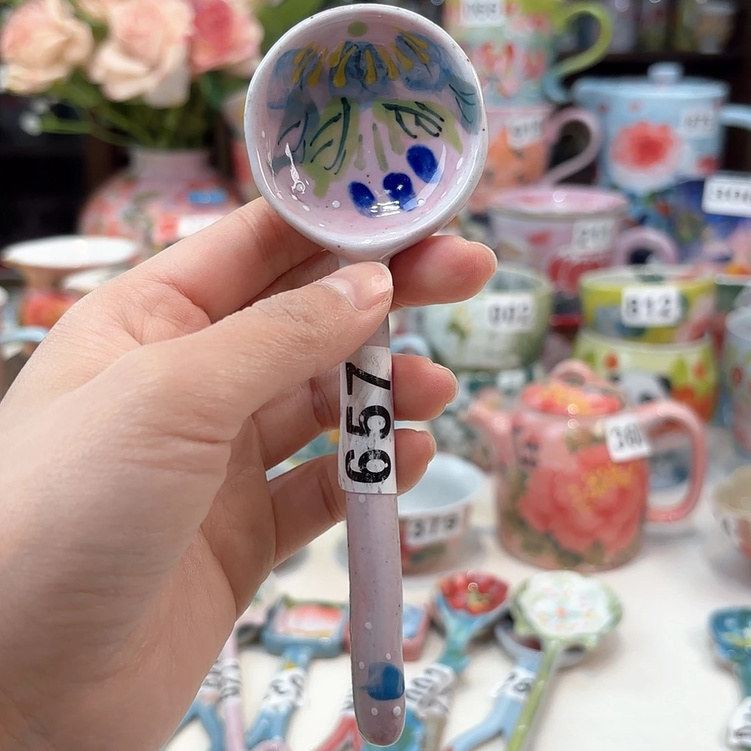 瓷片兔兔好漂亮e l k l k l k l